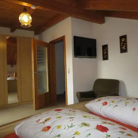 Beautiful 3-Bed House in Reit Ferienhaus