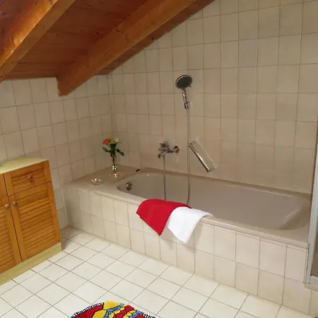 Beautiful 3-Bed House in Reit